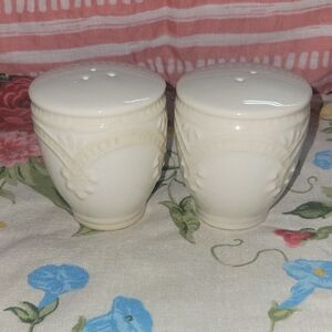 Elegant Cream Salt and Pepper Shakers The Pioneer Woman